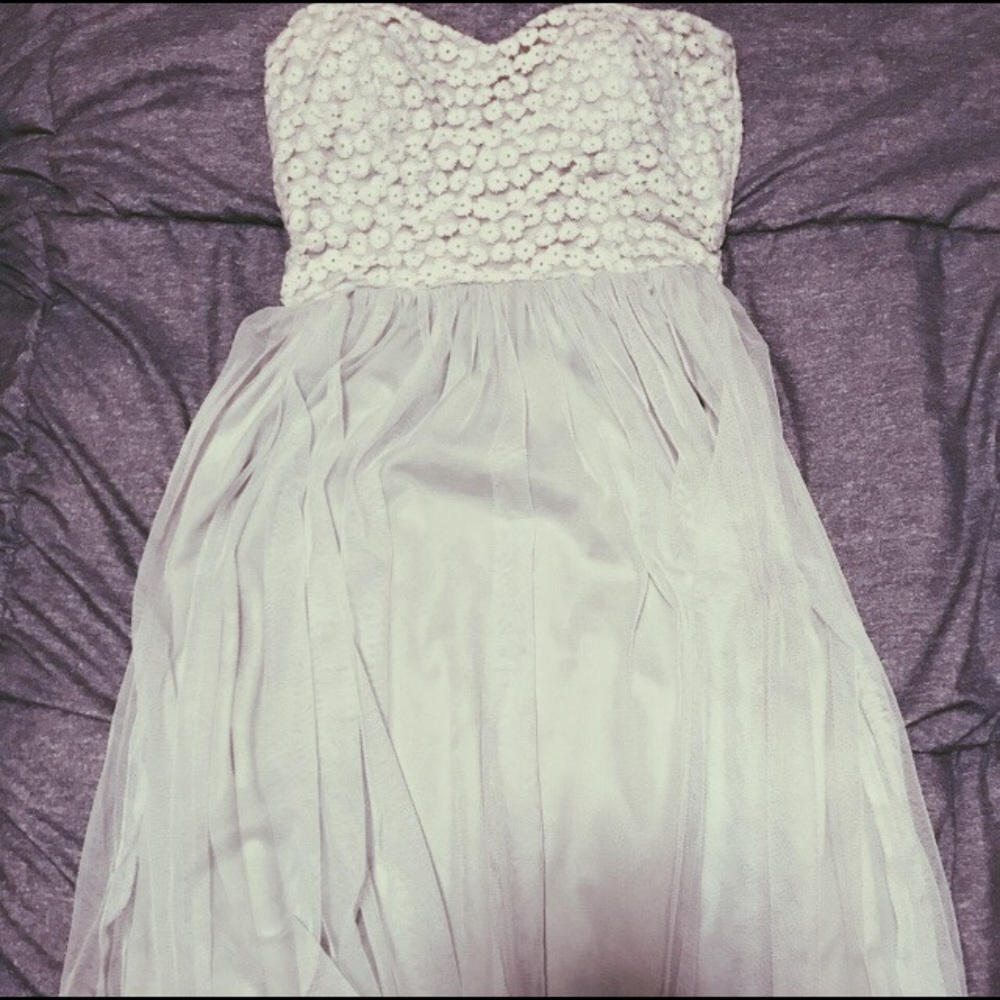 SHORT DRESS